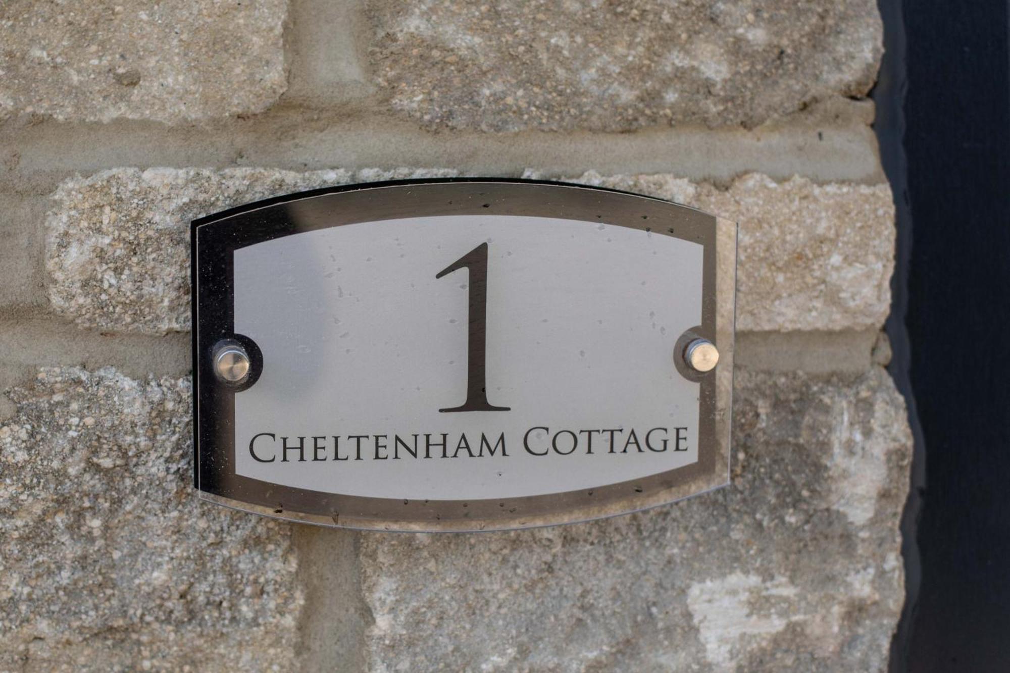 סירנססטר Aintree Cottage מראה חיצוני תמונה