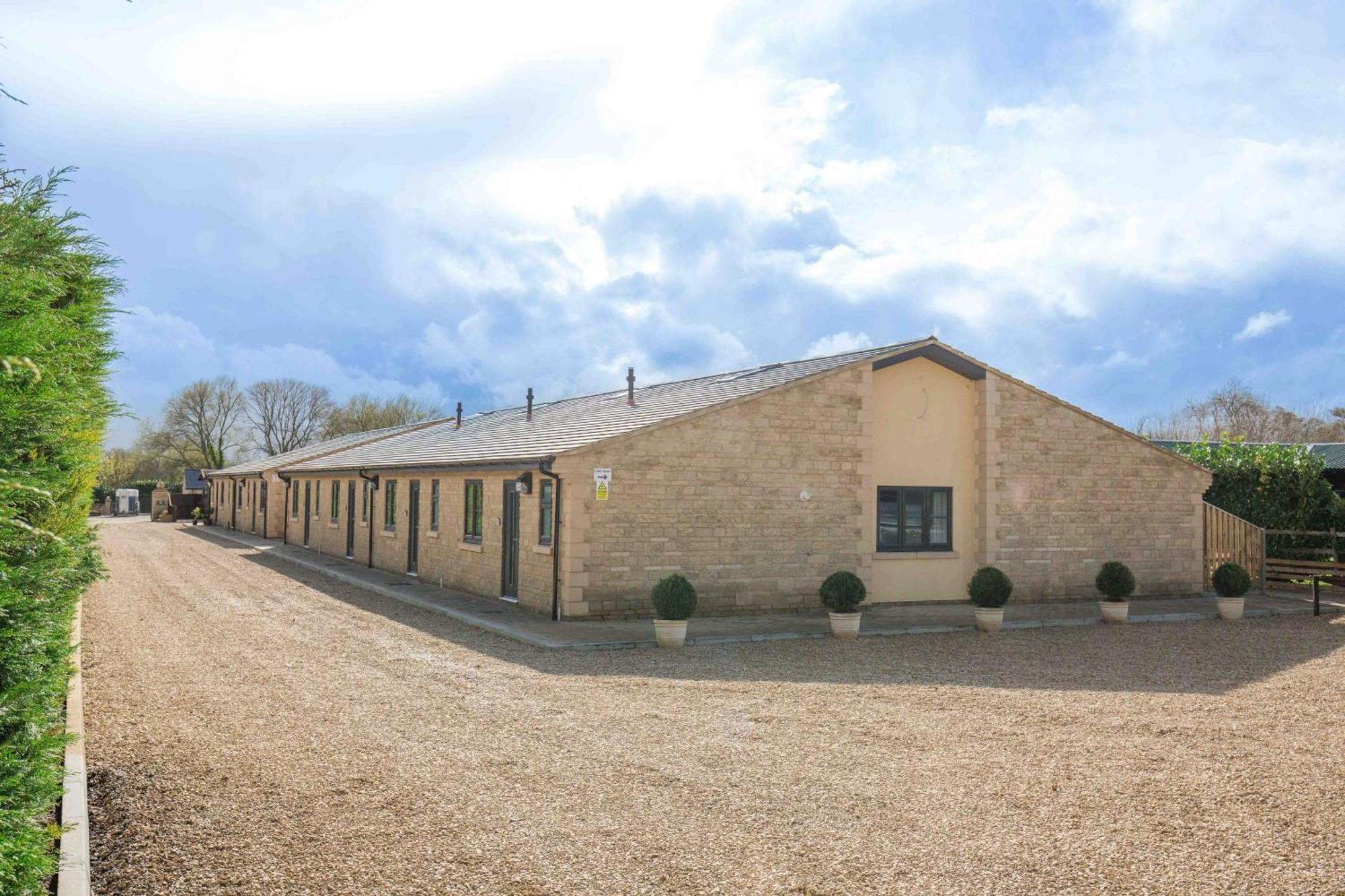 סירנססטר Aintree Cottage מראה חיצוני תמונה